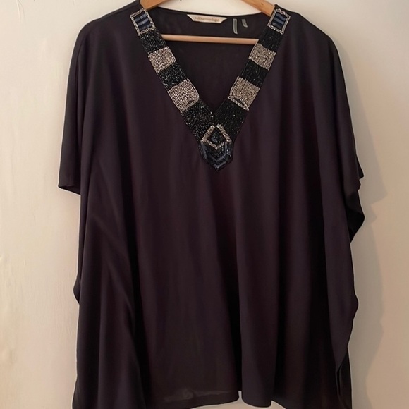 Soft Surroundings Beaded V Neckline Boho Navy Lightweight Poncho top Large - Picture 3 of 7